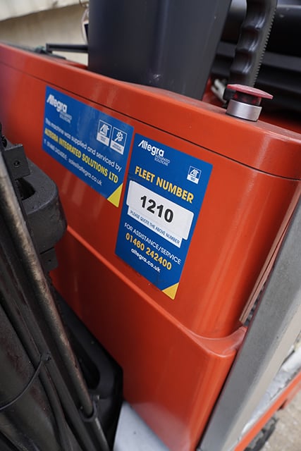 2005 TCM CE264075 Electric Counterbalance
