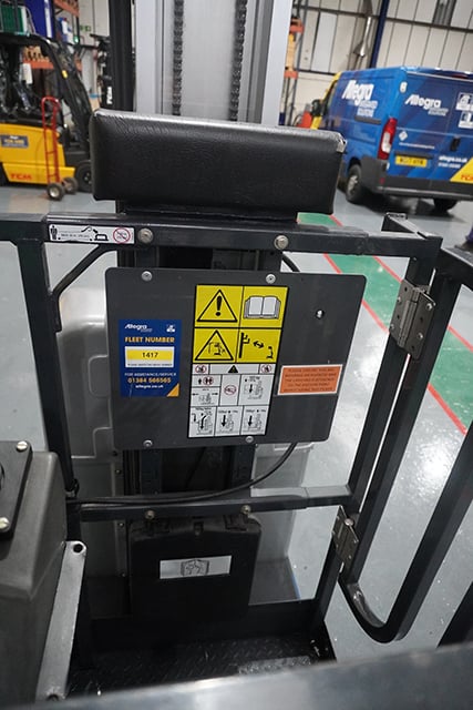  JLG 20MVL Order Picker