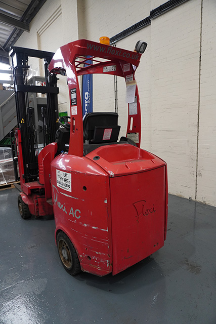 Flexi AC 1000 Articulated Forklift