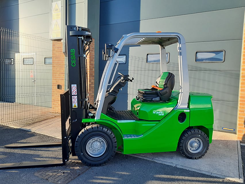 Cesab M325DV Diesel Counterbalance 19754