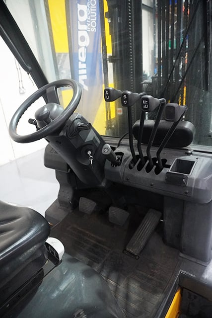 TCM P1D1A18LH LPG Counterbalance Inside